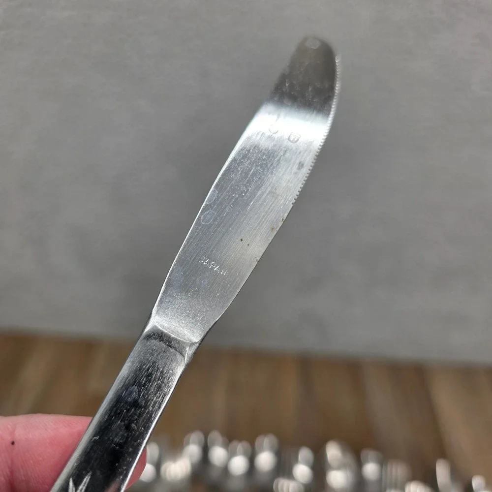 Mixed Stainless Flatware Lot Oneida Ekco Silco Capri Starburst Floral 35pc Japan